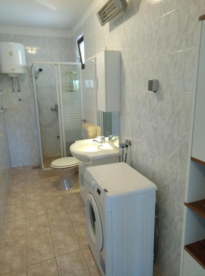 Apartments Tessa 77 Medulin Bagian luar foto