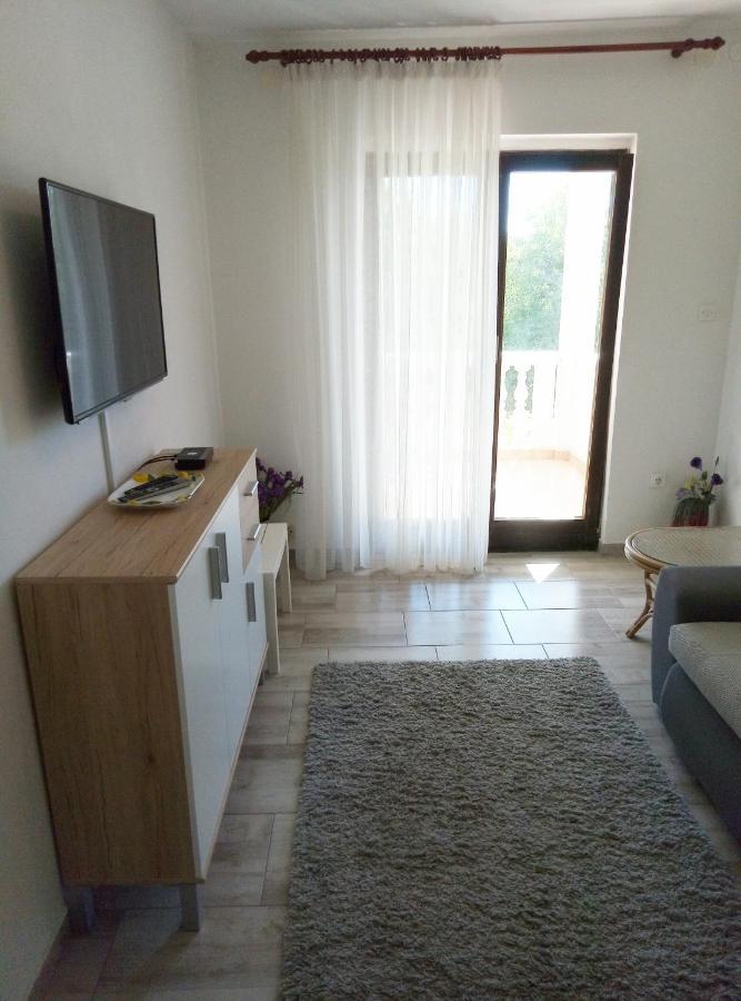 Apartments Tessa 77 Medulin Bagian luar foto