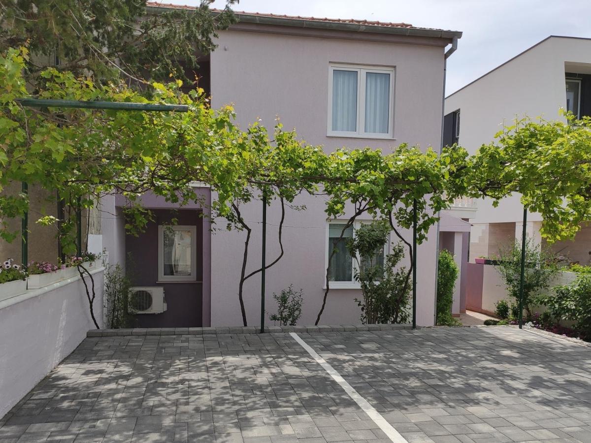 Apartments Tessa 77 Medulin Bagian luar foto